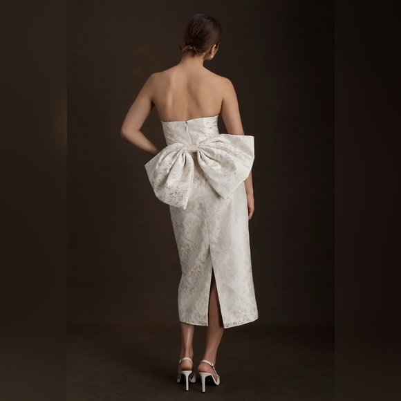 Sachin & Babi Vienna Notched V-Neck Bow-Back Jacquard Midi Dress - Picture 2 of 11